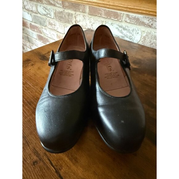 Kumfs Ladies Black Leather Mary Jane Dance Shoes Buckle Strap & Cuban Heel Munro - Picture 1 of 9